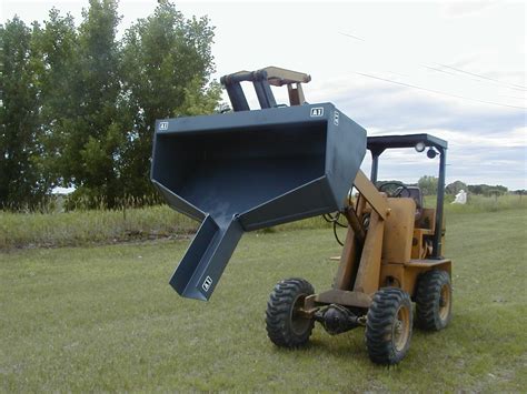 concrete bucket with chute for skid steer|concrete lifting bucket.